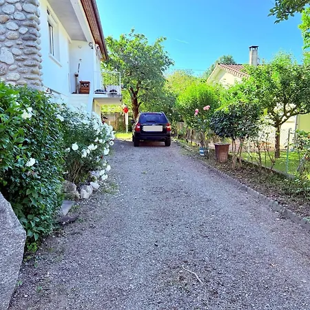 アパート 3 Pieces Montgaillard