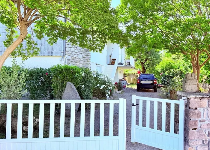 3 Pieces * Montgaillard