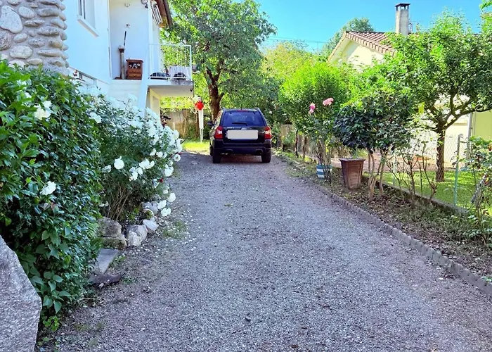 アパート 3 Pieces Montgaillard