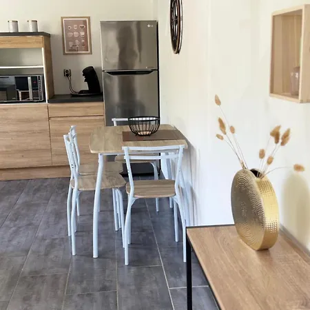 Apartment 3 Pieces *